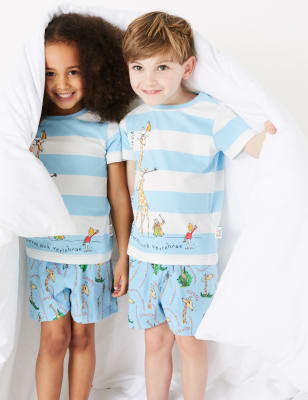 Boys giraffe online pyjamas