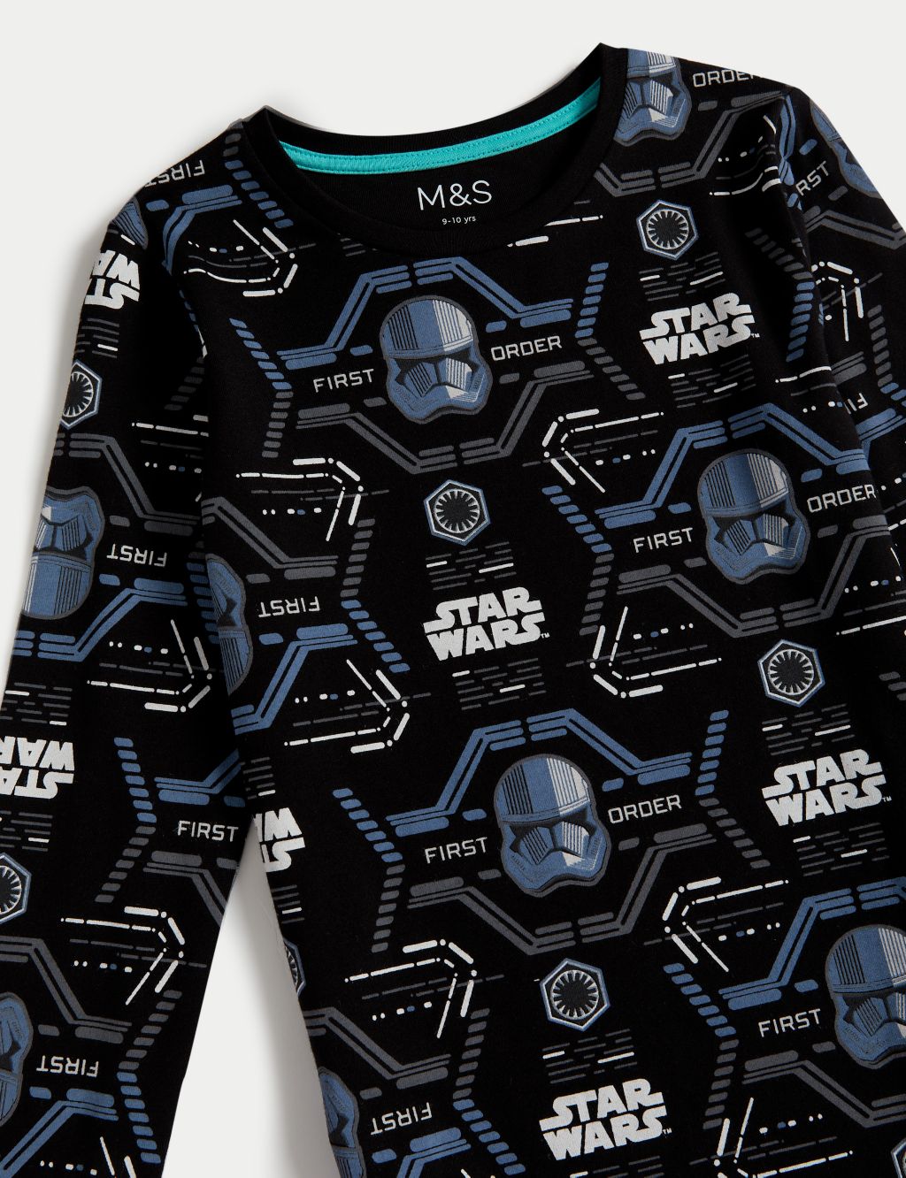 Star Wars™ Pyjamas (6-14 Yrs) image 5