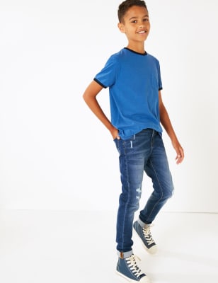 &Tau;&zeta;&iota;&nu; &mu;&epsilon; &sigma;&kappa;&iota;&sigma;ί&mu;&alpha;&tau;&alpha; (3-16 &epsilon;&tau;ώ&nu;)