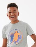 חולצת טי עם הדפס כדורגל מבד עשיר בכותנה (6-‏16 שנים)