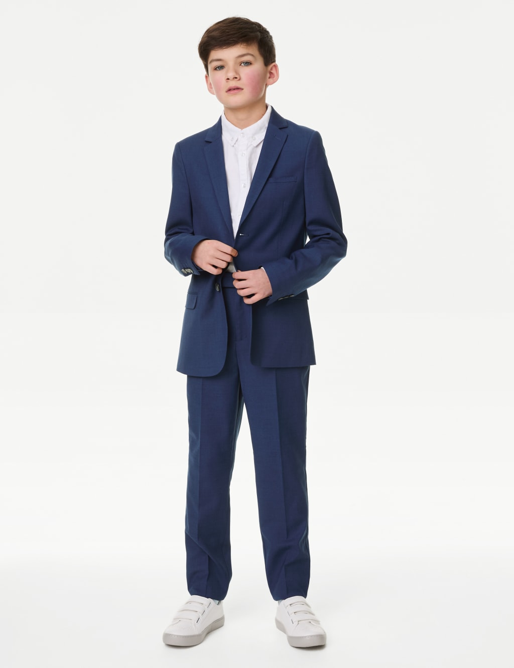 Dress clothes for boys near me 2025