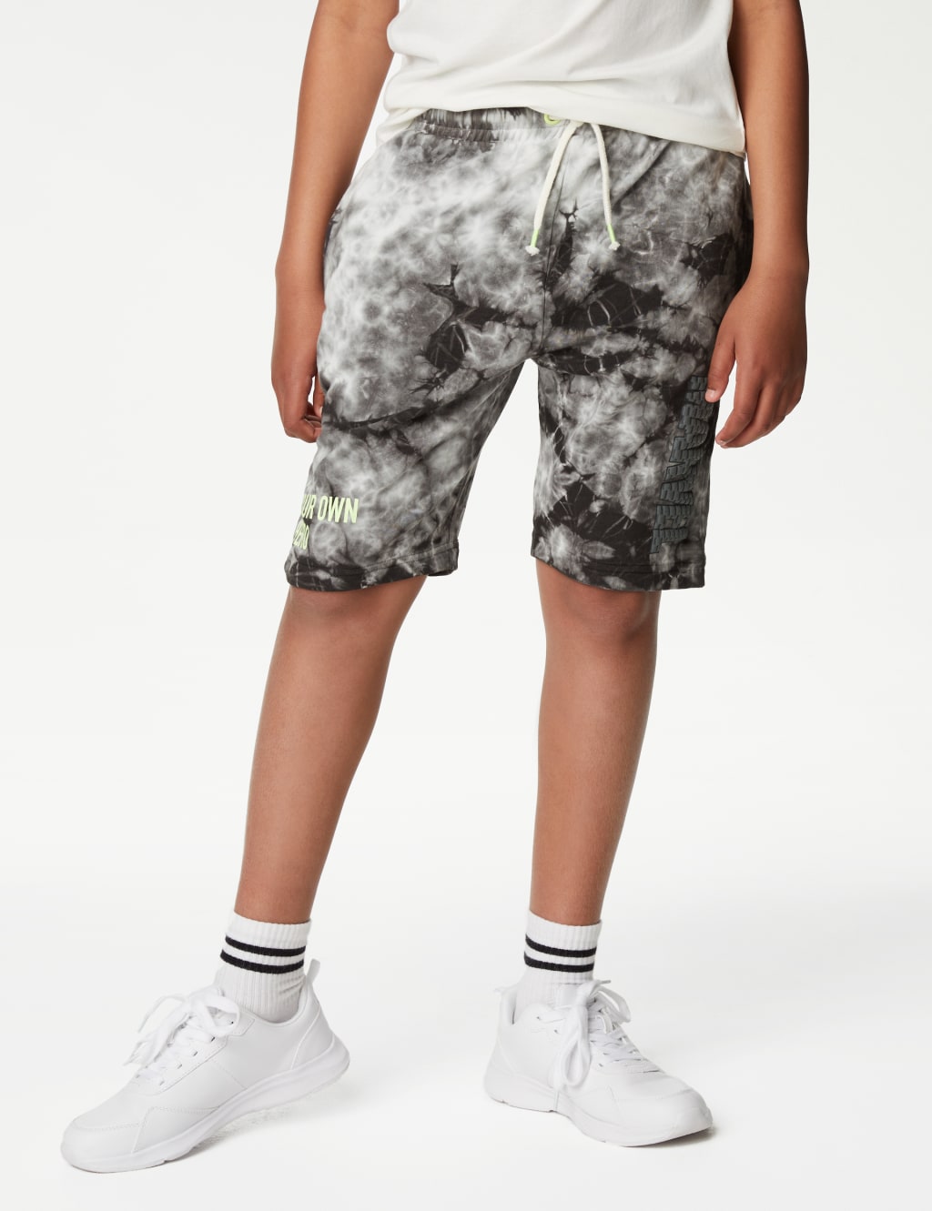 Cotton Rich Marvel™ Tie Dye Shorts image 3