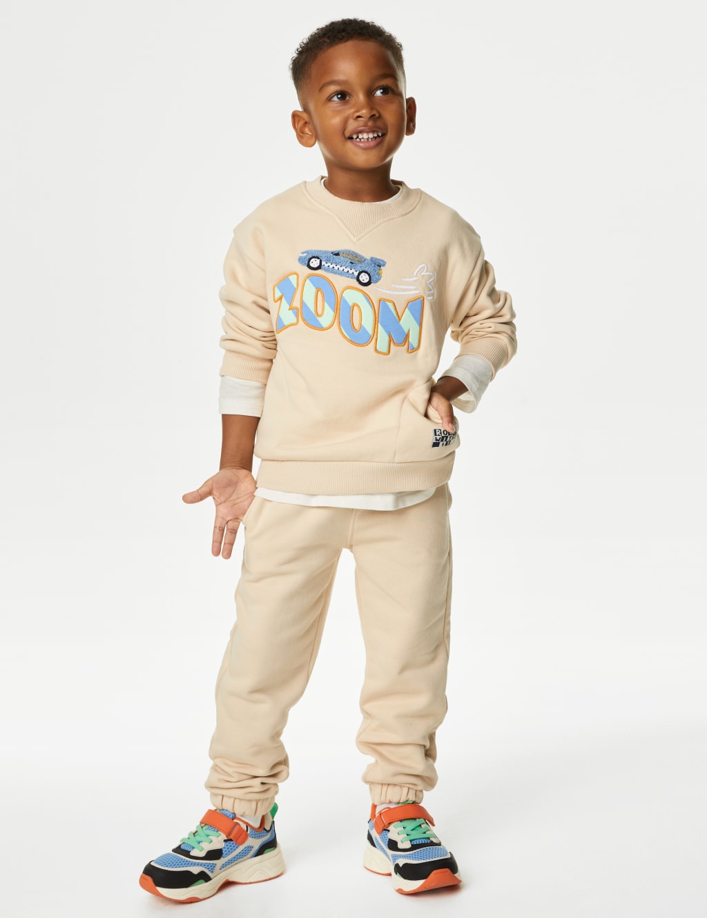 M&s boys tracksuit bottoms shop