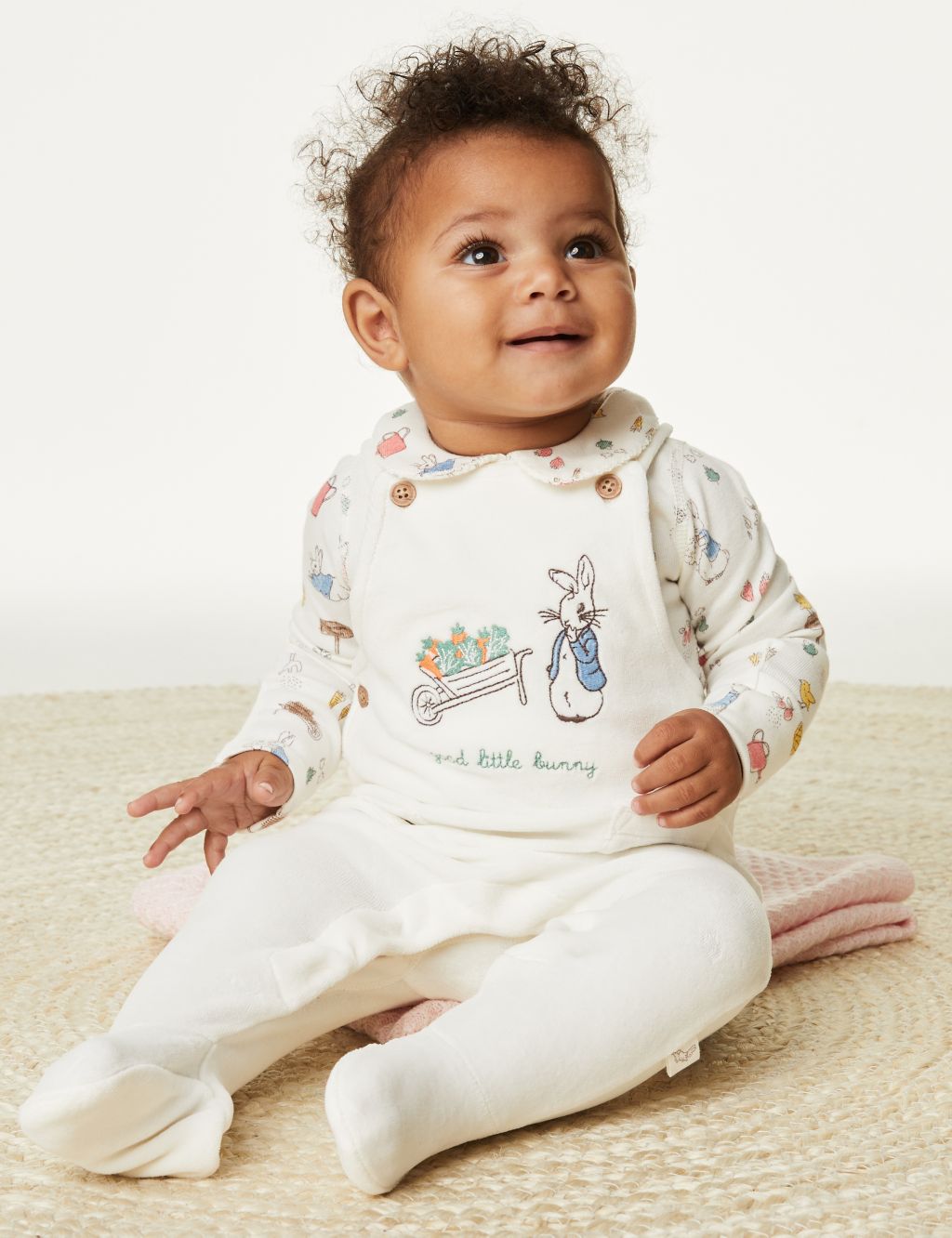 2pc Cotton Rich Peter Rabbit™ Velour Outfit (7lbs-1 Yrs) image 1
