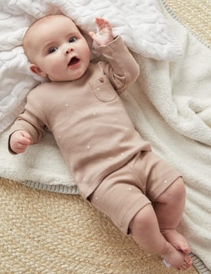 

Unisex,Boys,Girls M&S Collection Cotton Rich Spot Shorts (0-12 Mths) - Biscuit, Biscuit