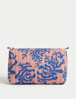 M&S Womens Large Quilted Coral Wash Bag - Multi, Multi