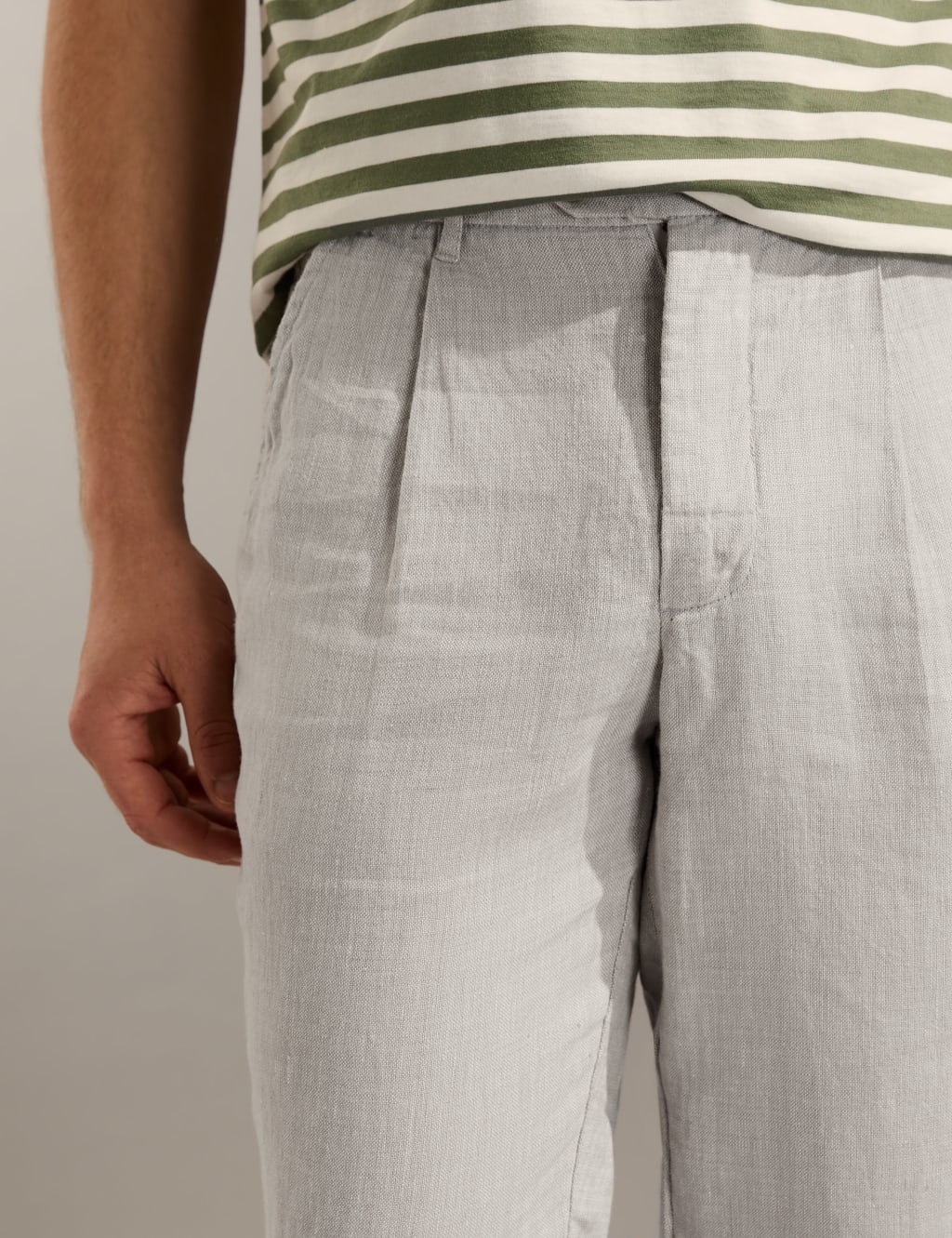 Tapered Fit Pure Linen Single Pleat Trousers image 3