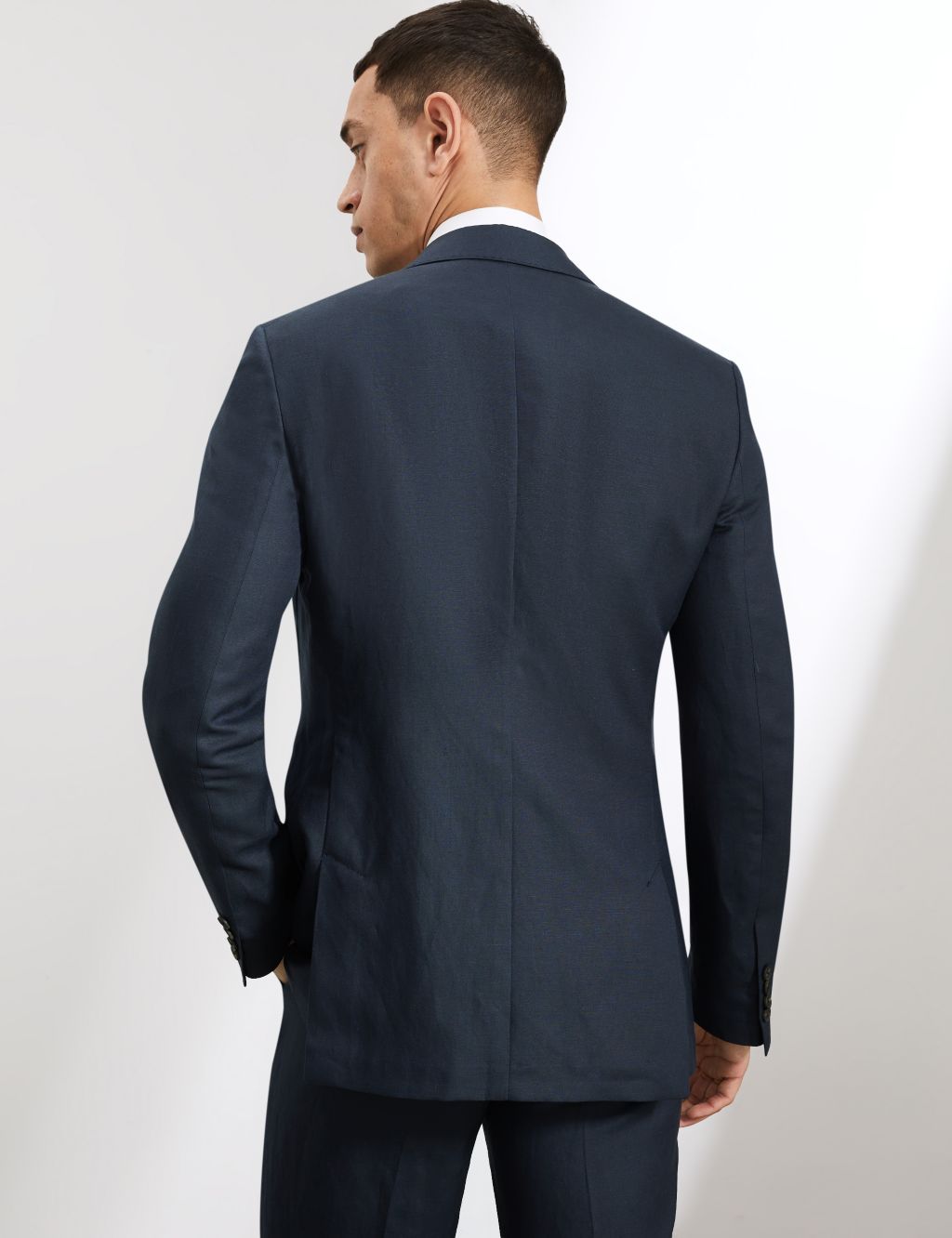 Tailored Fit Italian Silk And Linen Jacket image 4
