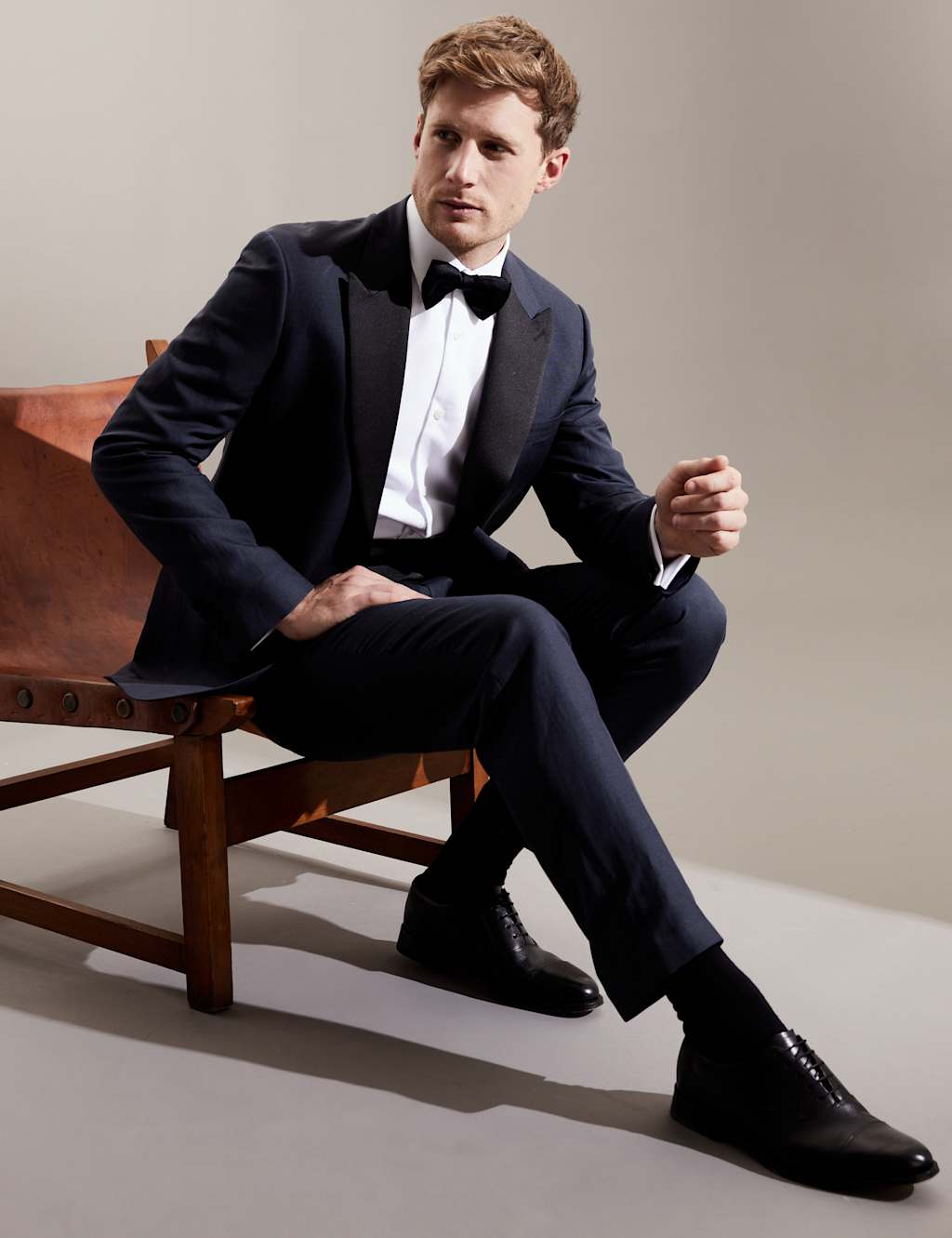 Tailored Fit Italian Silk And Linen Trousers