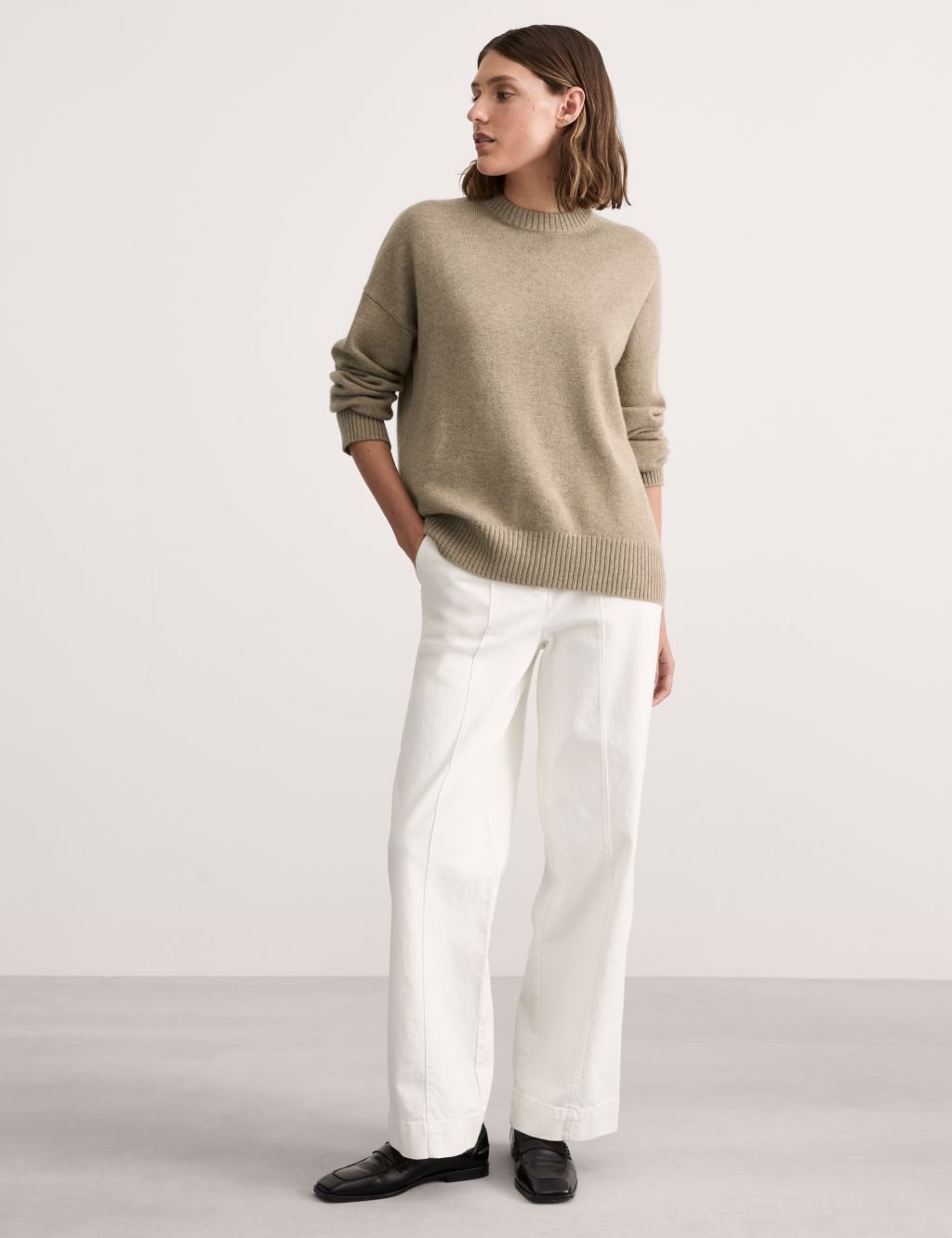 Pure Cashmere Crew Neck Relaxed Jumper