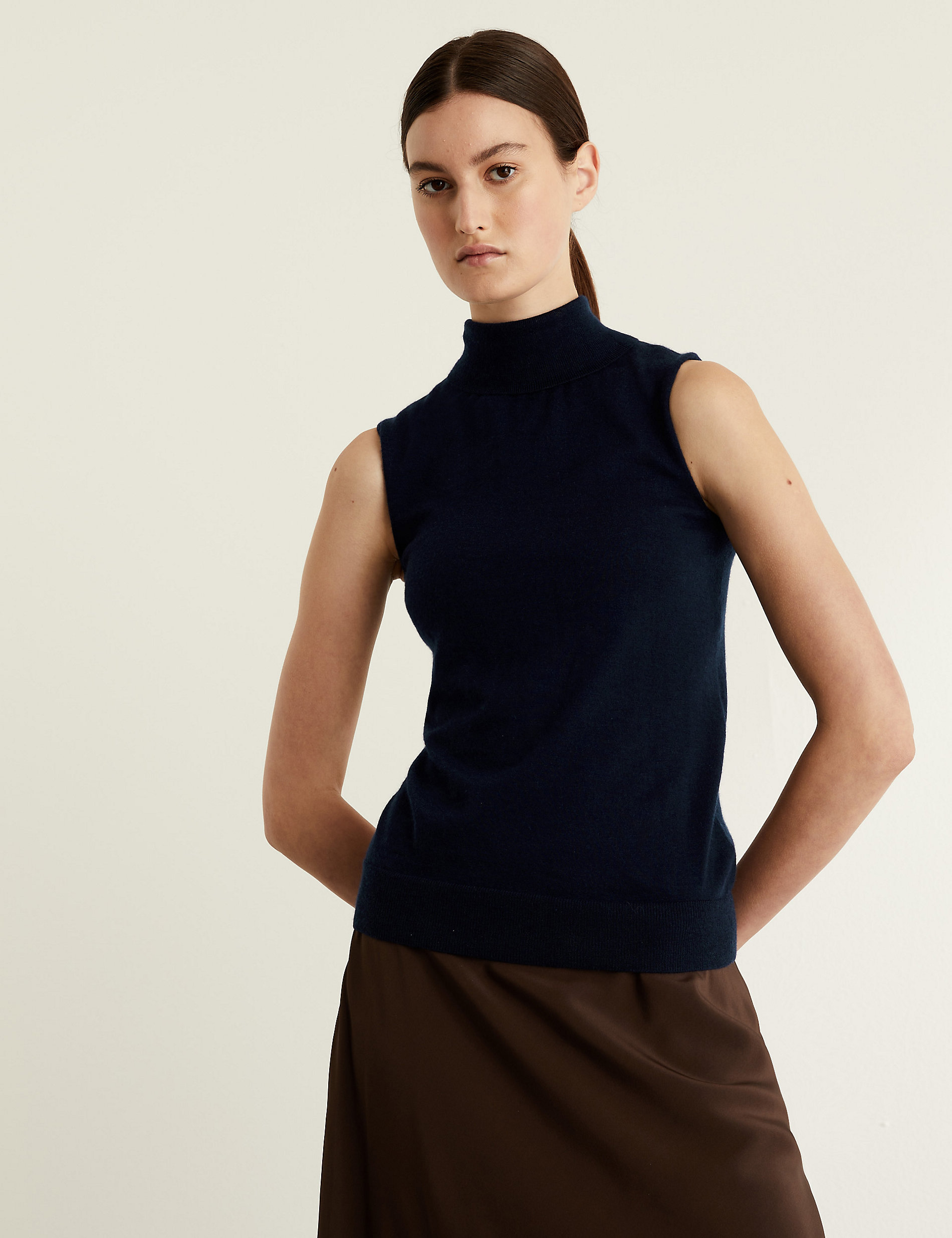 Pure Cashmere Roll Neck Sleeveless Jumper