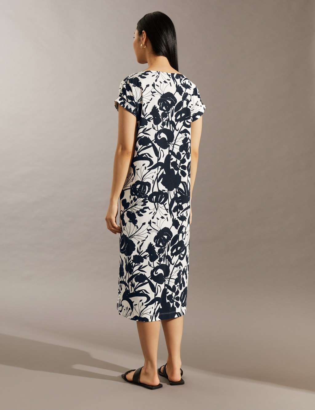 Jersey Floral Knee Length Shift Dress image 4