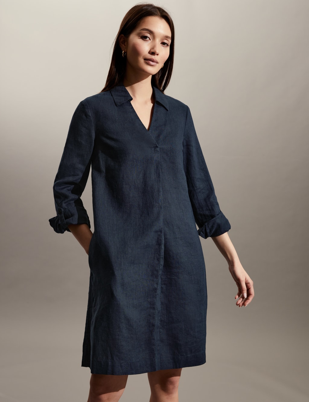 Pure Linen V-Neck Knee Length Shift Dress image 4