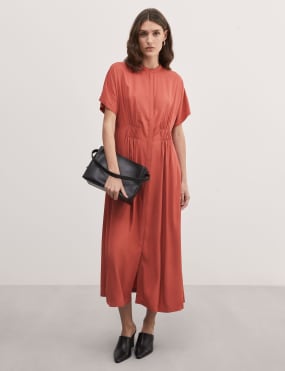 Red Dresses M S IE