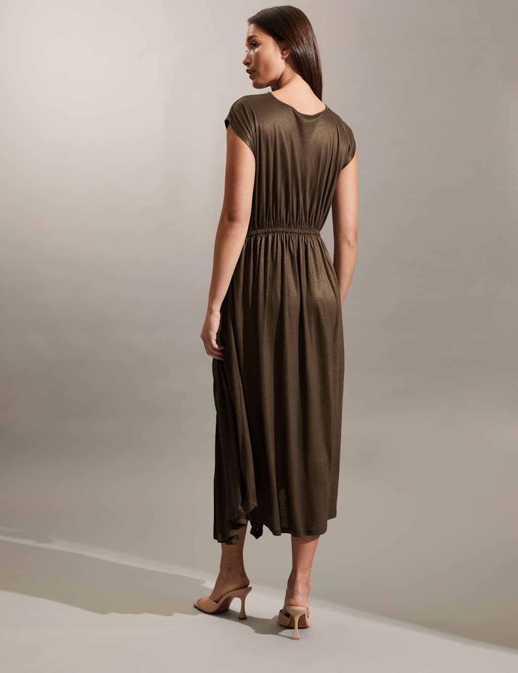Ruched Midi Shift Dress image 4