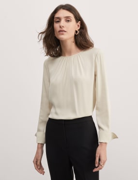 M&s curve tops top