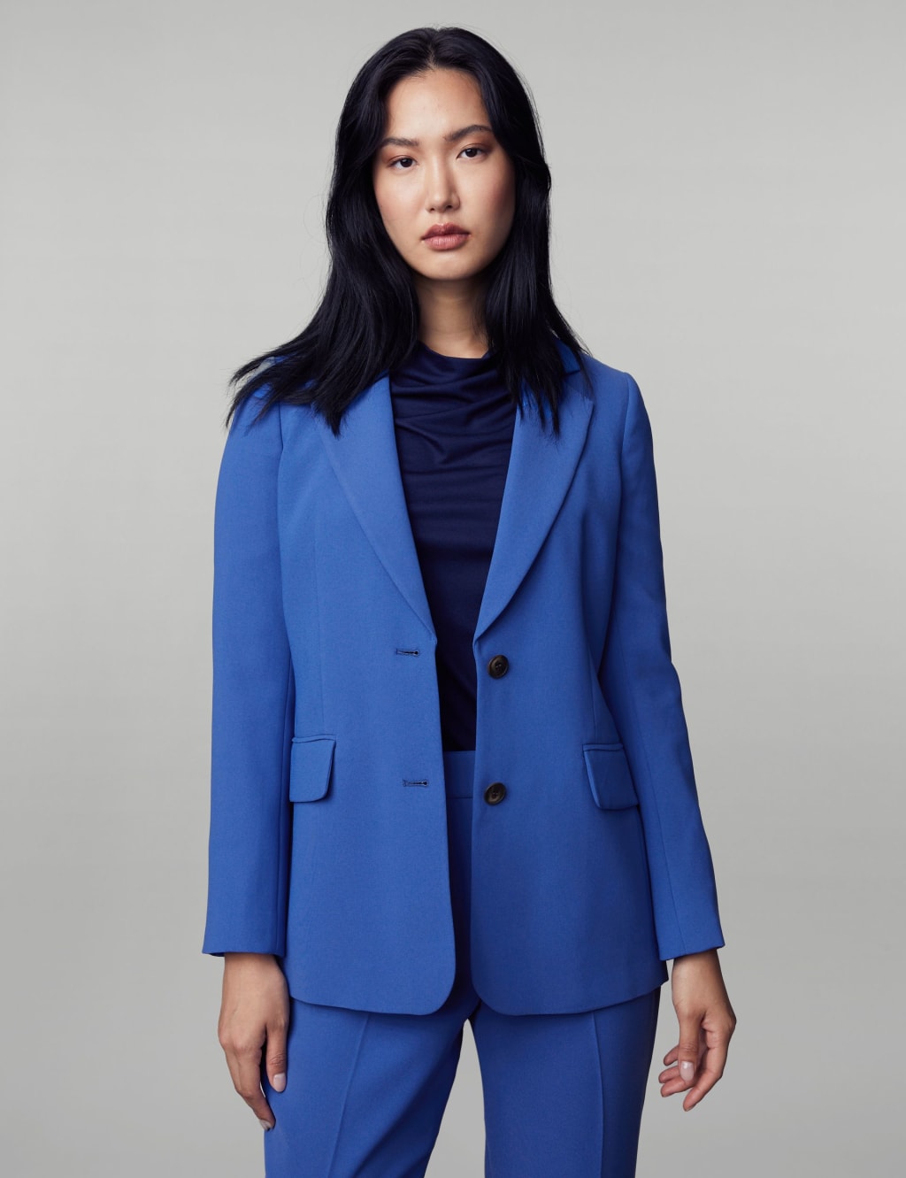 Crepe Tailored Single Breasted Blazer image 3