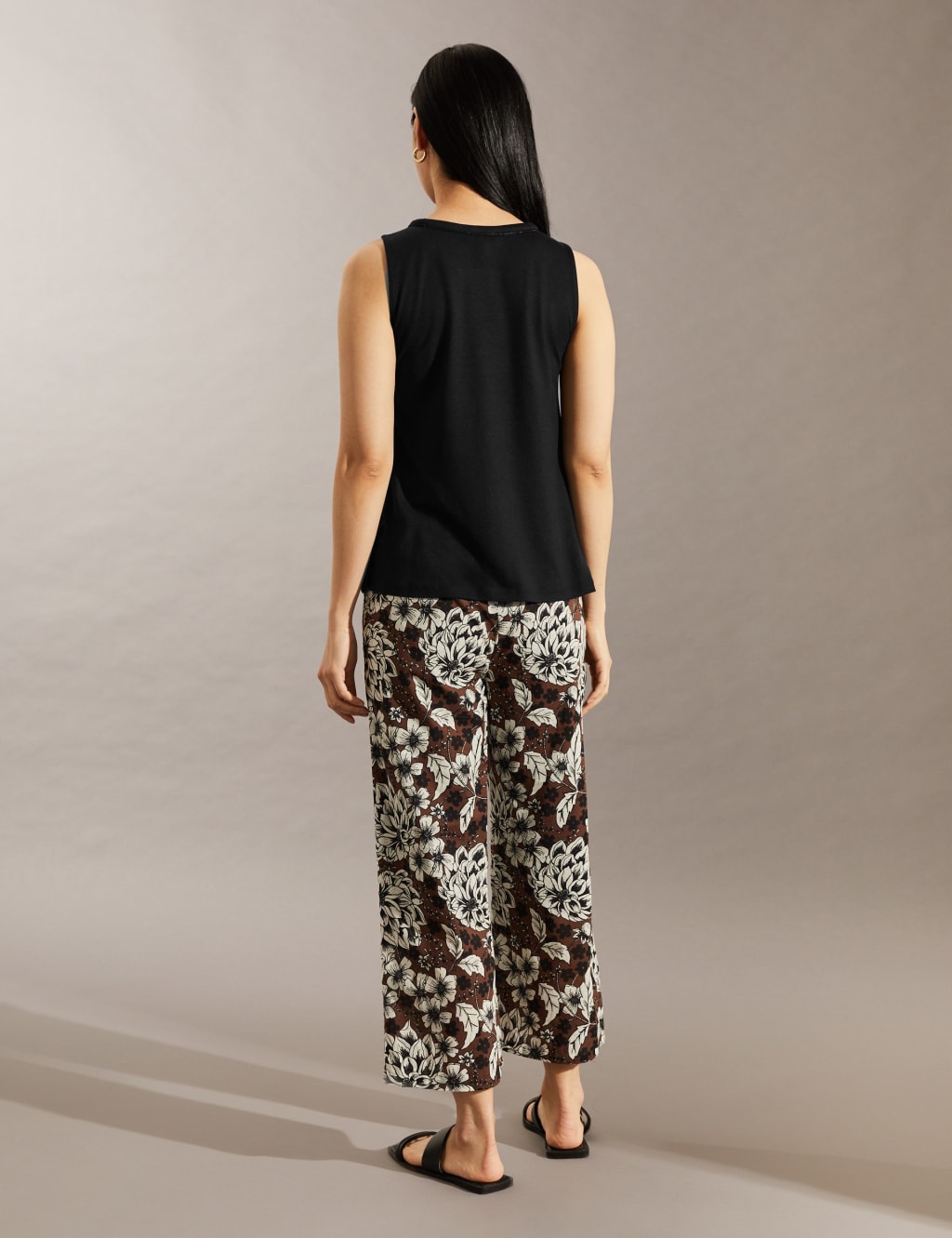Regular Fit Vest Top image 4
