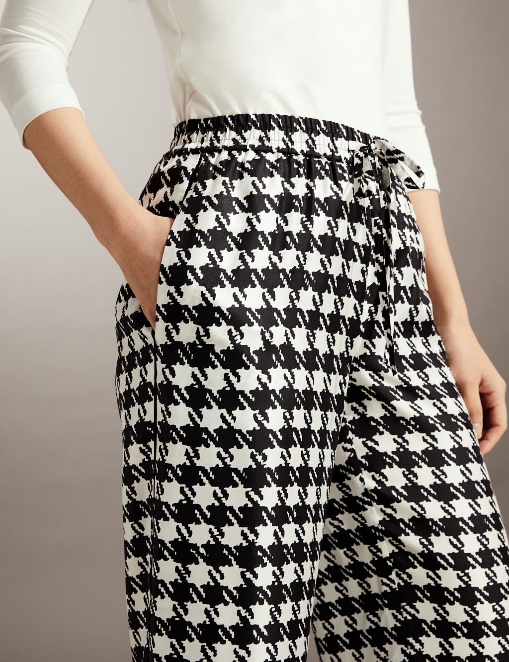 Pure Silk Houndstooth Wide Leg Trousers image 2