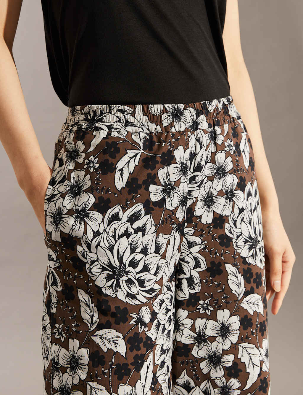 Pure Cotton Printed Wide Leg Trousers image 3