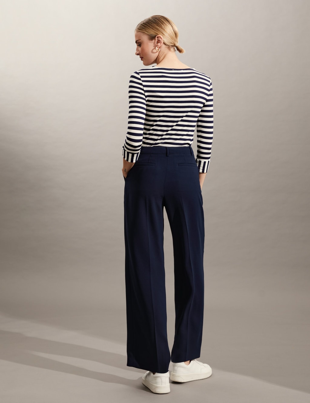 Crepe Wide Leg Trousers image 4