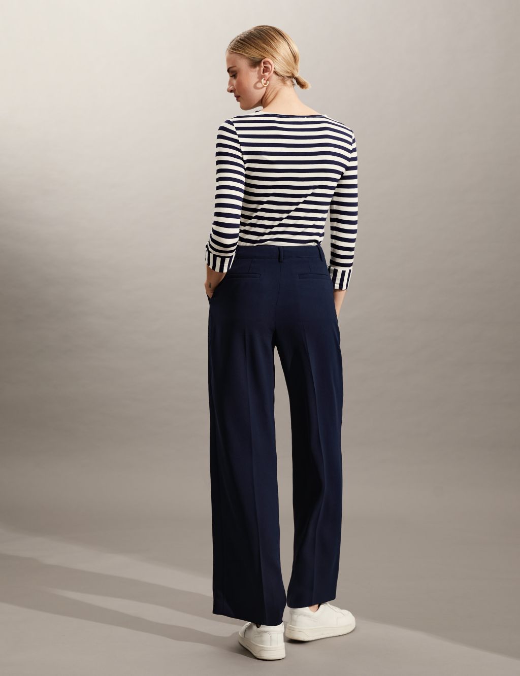 Crepe Wide Leg Trousers image 5