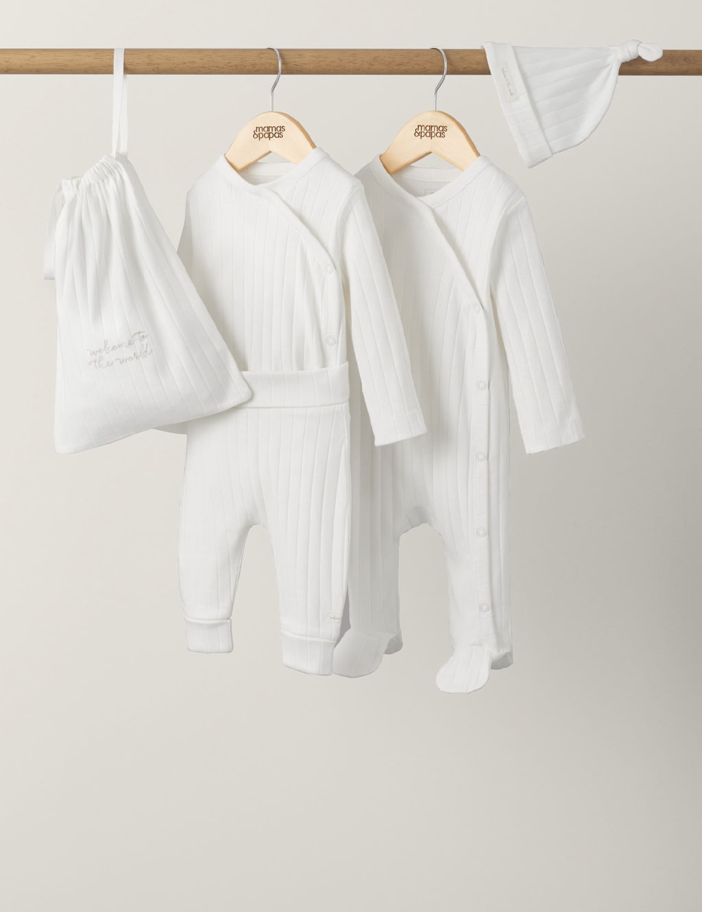 Newborn Starter 4 Piece Set (6½lbs-6 Mths) image 1