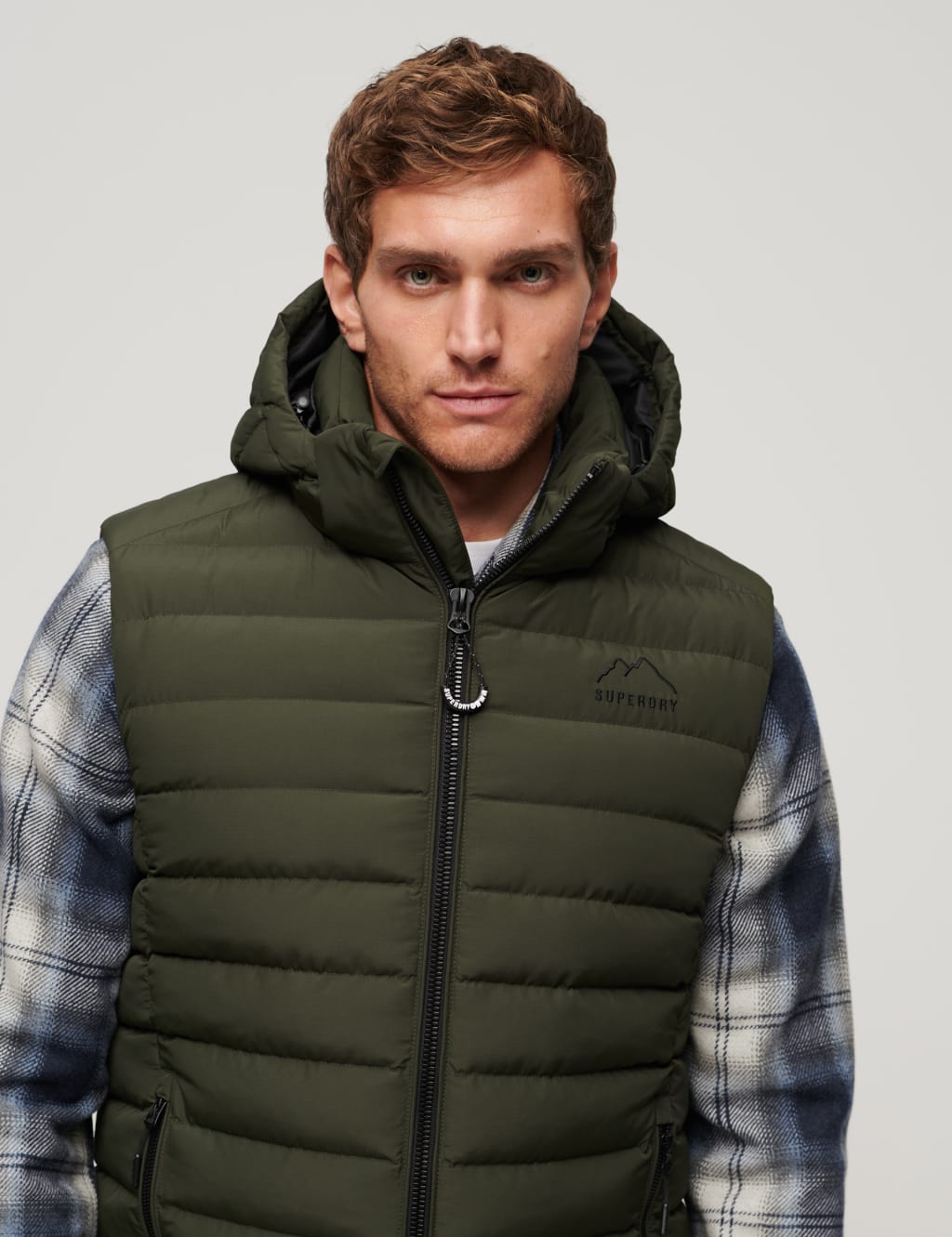 Hooded Padded Gilet image 3