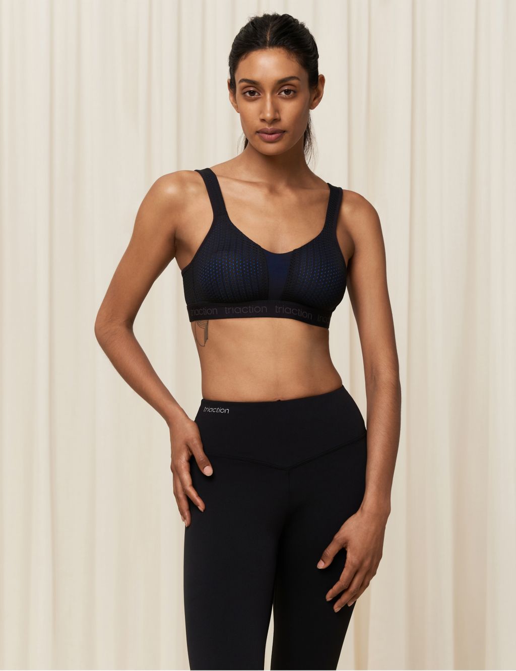 Triaction Energy Lite Non Wired Sports Bra image 1