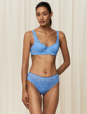 

Womens Triumph Amourette 300 Lace Balcony Bra A-F - Light Blue, Light Blue