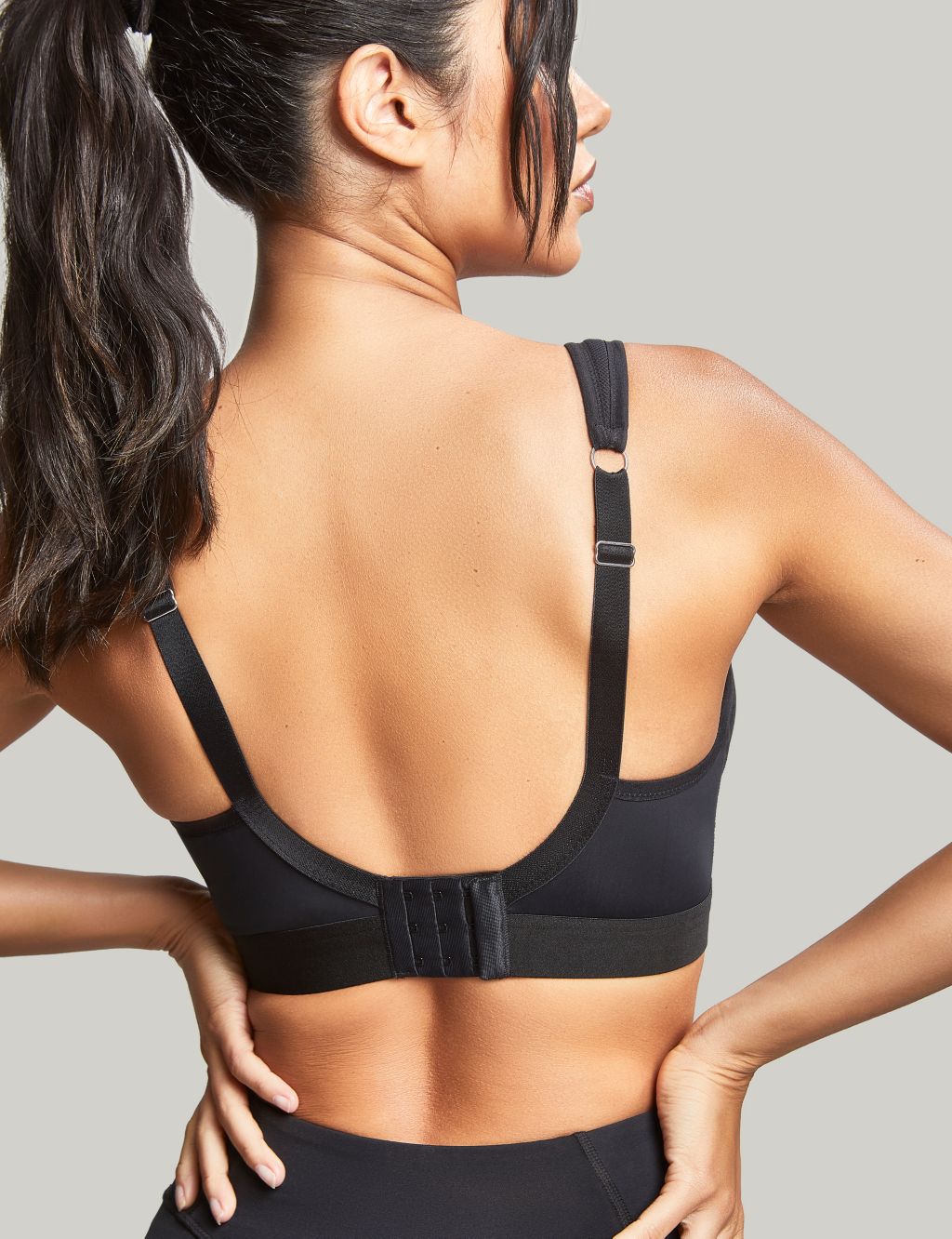 Ultimate Support Non Wired Sports Bra D-J image 4