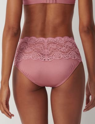 

Womens TRIUMPH Amourette 300 - Taillenslip mit durchgehender Spitze - Pale Pink, Pale Pink
