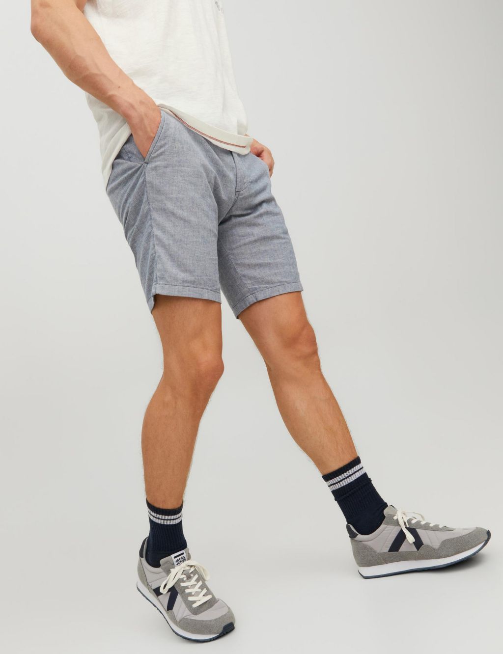 Cotton Rich Chino Shorts With Linen image 3