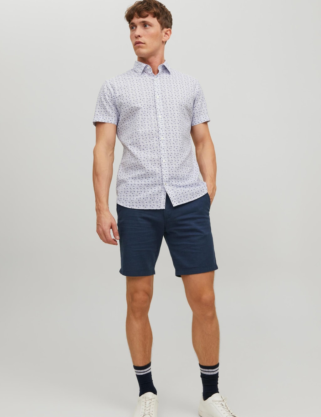 Cotton Rich Chino Shorts With Linen image 2
