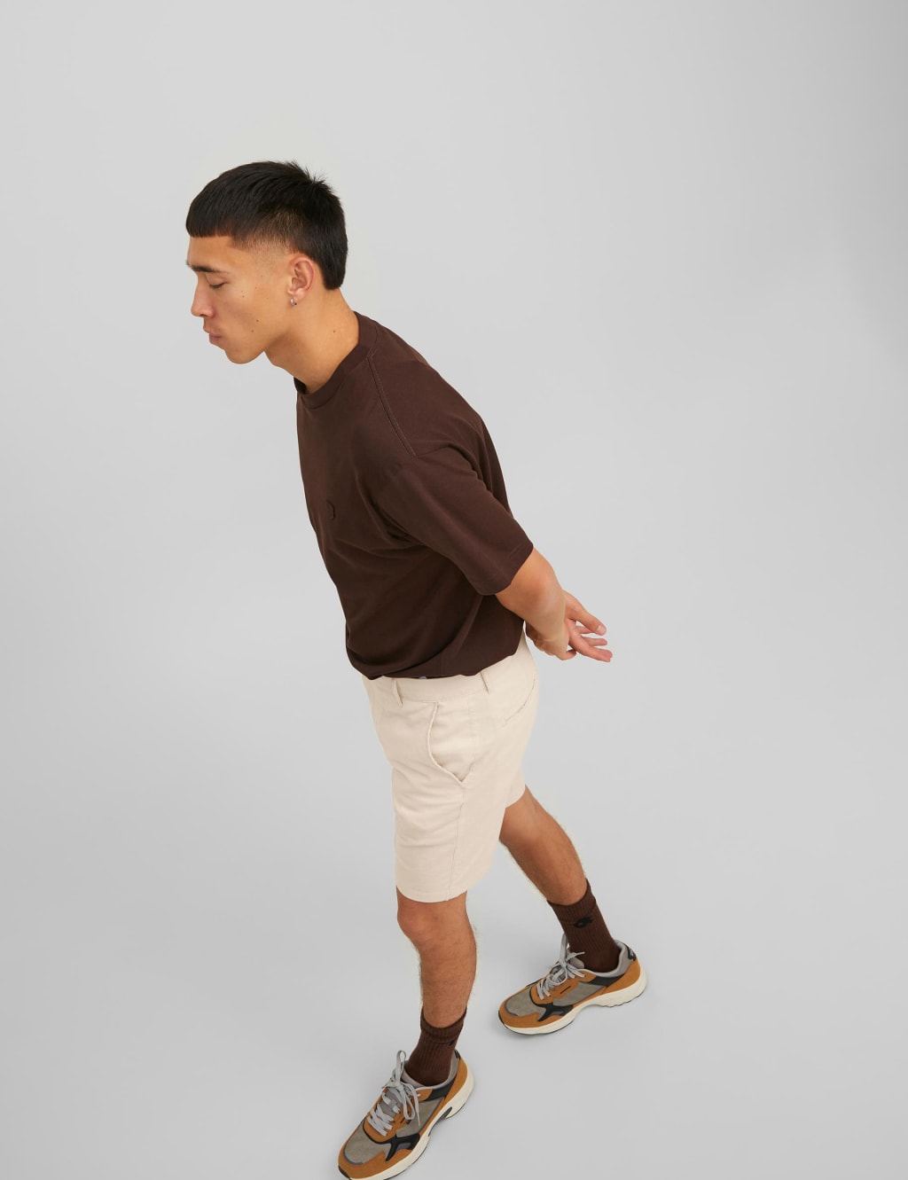 Cotton Rich Chino Shorts With Linen image 6
