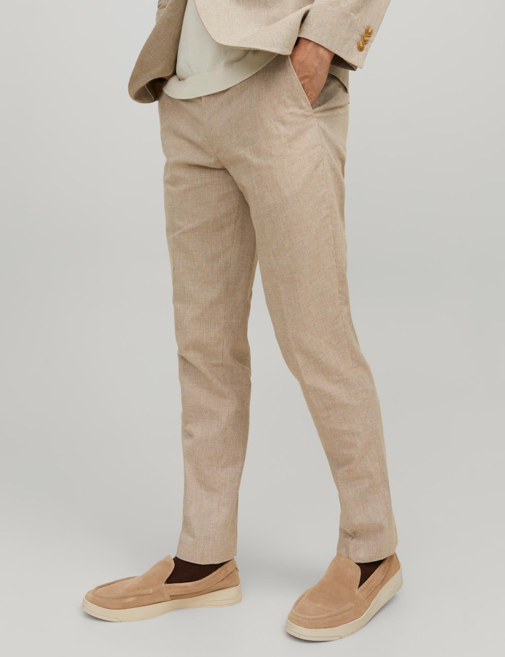 Slim Fit Linen Rich Single Pleat Trousers image 4