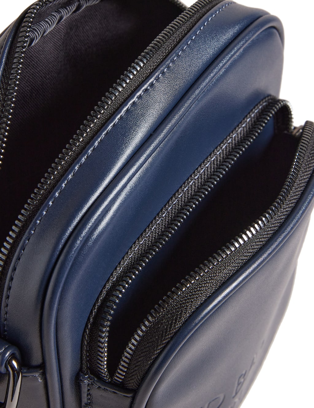 Cross Body Bag image 4