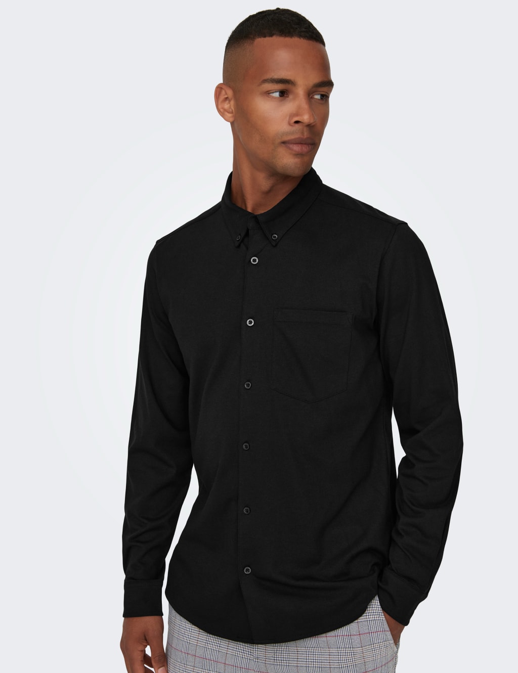 M.CHUCK SOLID SHIRT S/S BK216792