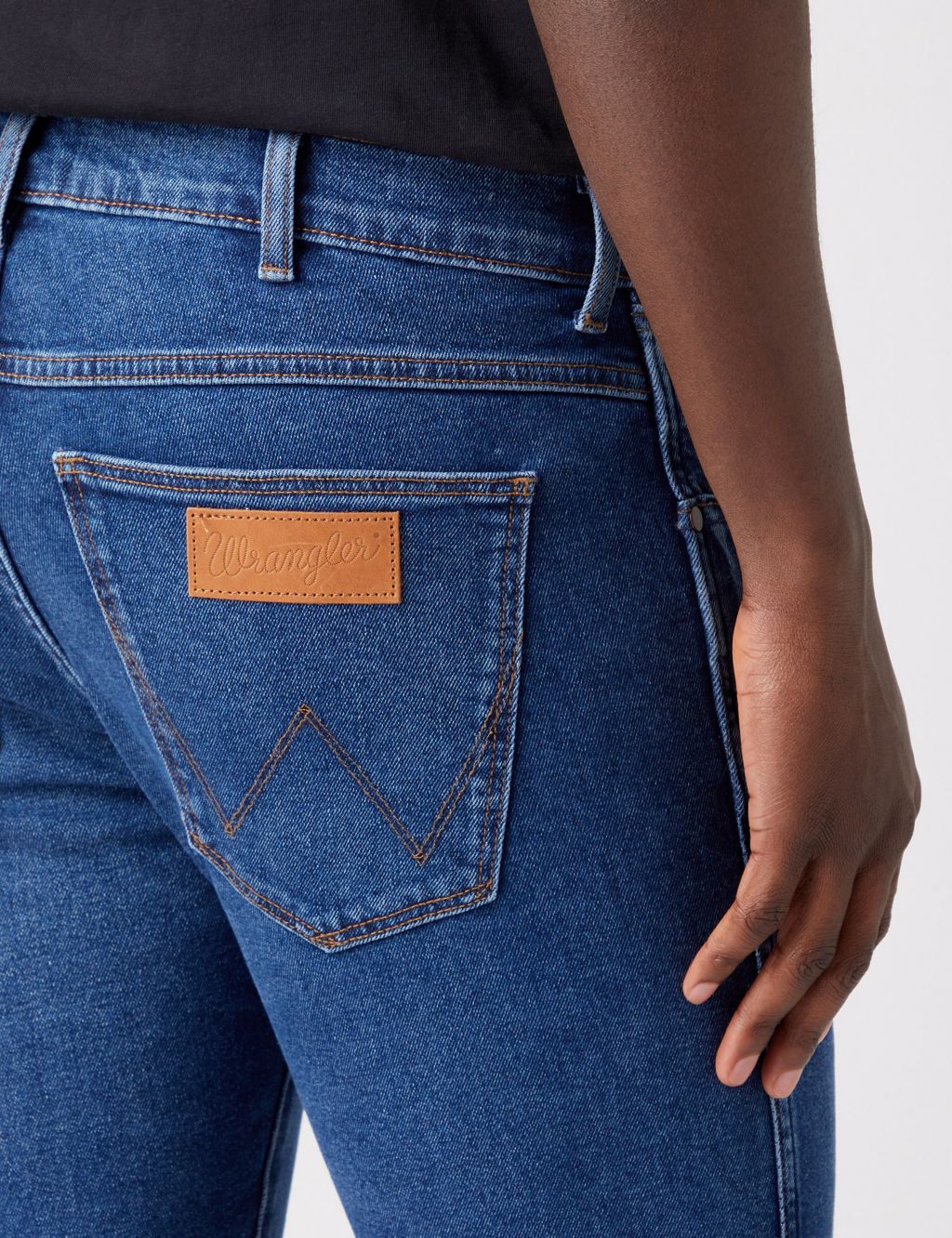 Larston Tapered Slim Fit 5 Pocket Jeans image 5