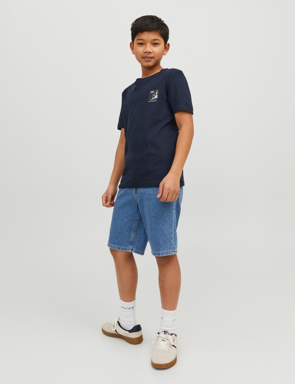 Pure Cotton Logo Graphic T-Shirt (8-16 Yrs) image 3
