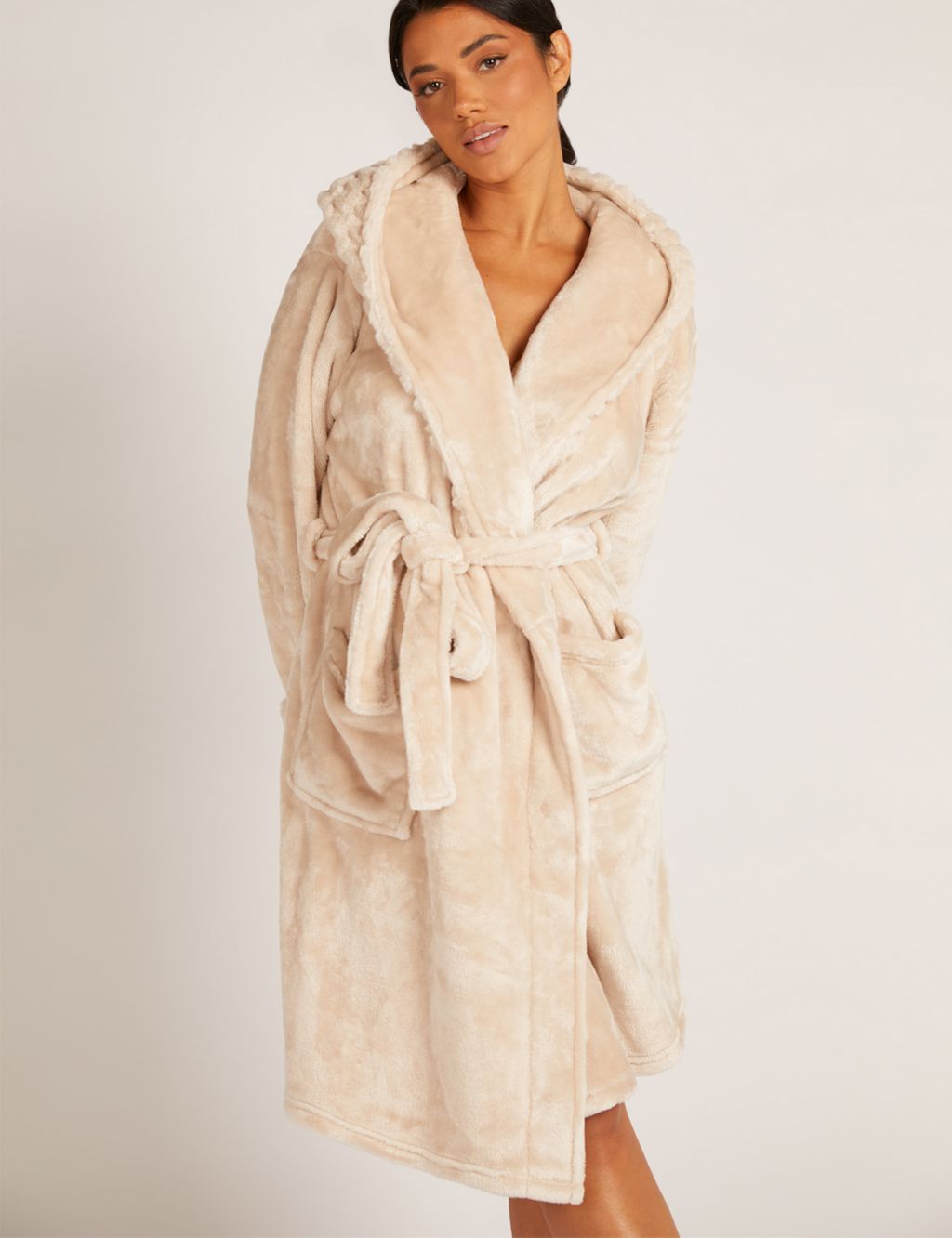 Faux Fur Heart Trim Hooded Dressing Gown image 1