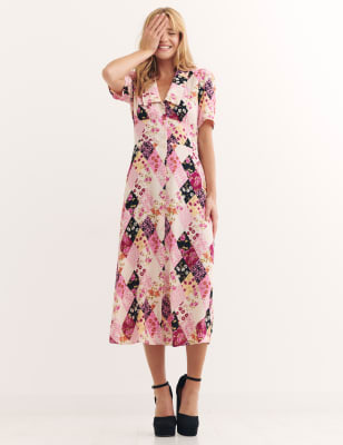 

Womens Nobody's Child Floral V-Neck Short Sleeve Midi Waisted Dress - Pink Mix, Pink Mix