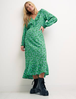 

Nobody's Child Vestido de tarde a media pierna de escote en pico con estampado de cerezasWomens - Green Mix, Green Mix
