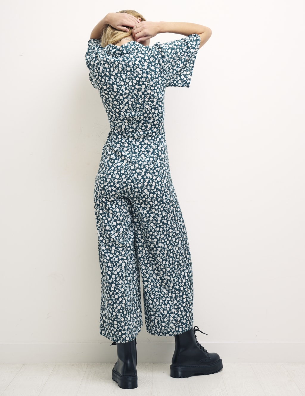 Floral Button Front Short Sleeve Jumpsuit image 4