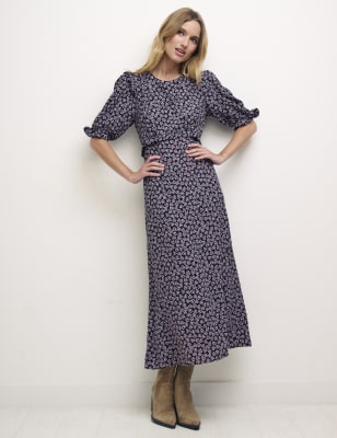 

Womens Nobody's Child Heart Print Crew Neck Midi Tea Dress - Black Mix, Black Mix