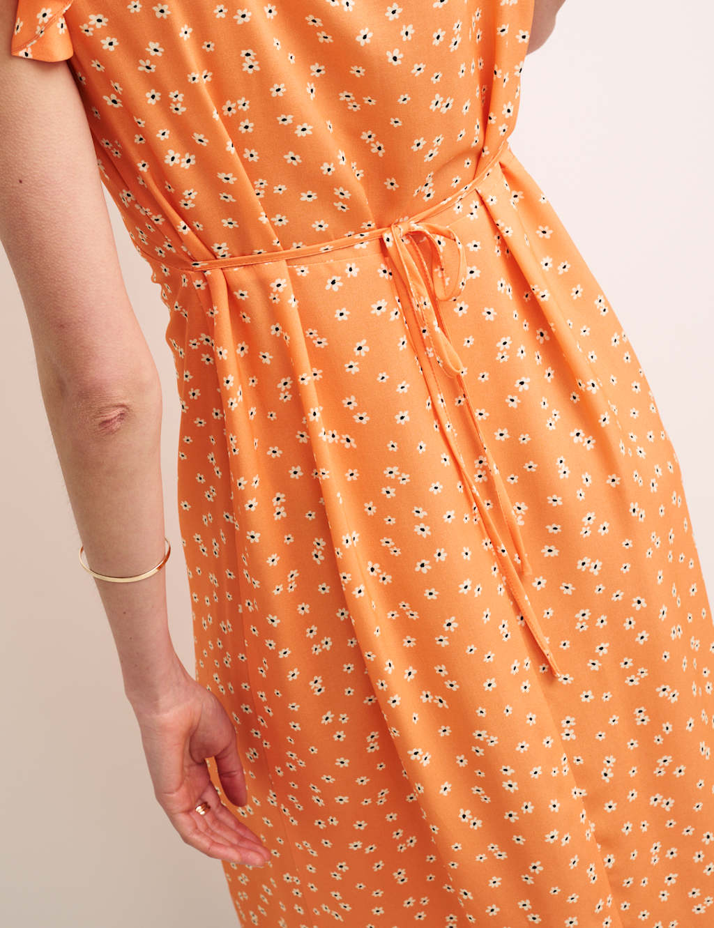 Lily Midi Dress Leah ditsy image 5