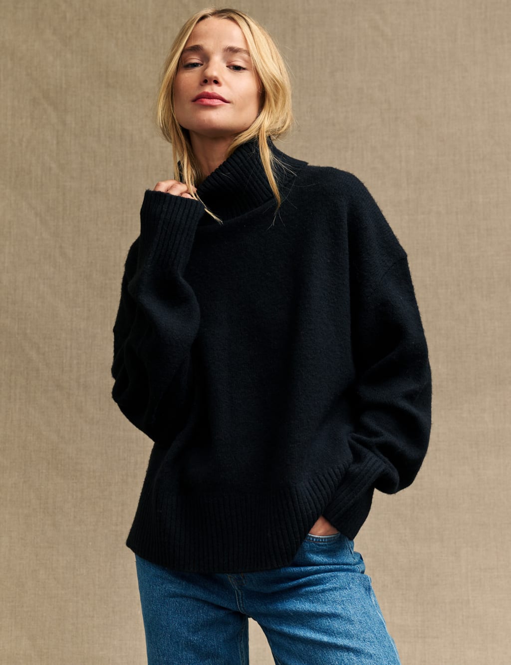 Women's Black Jumpers | Mu0026S