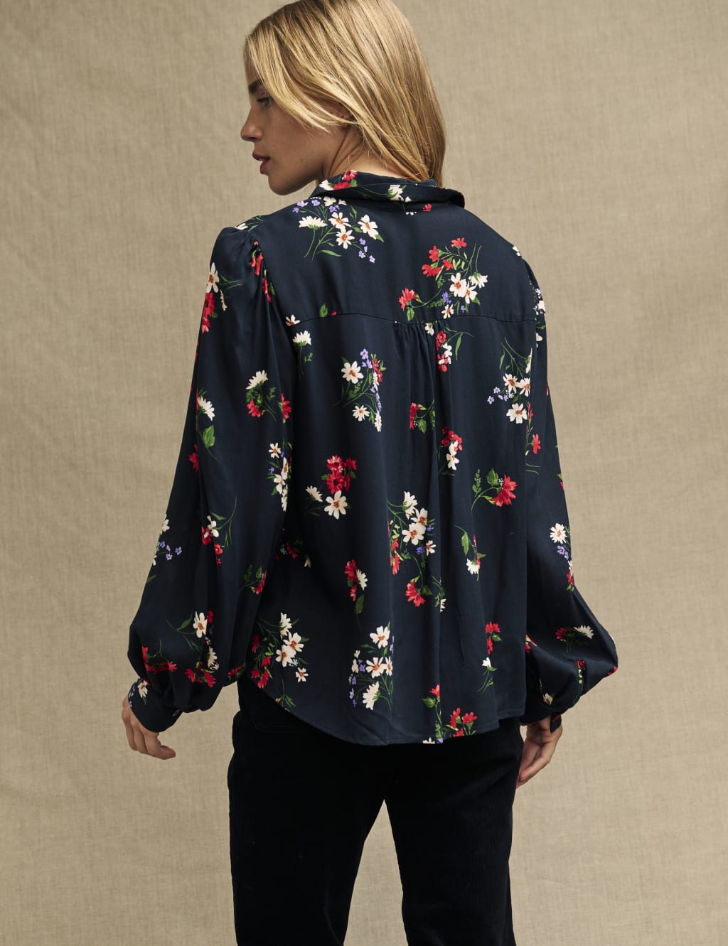 Floral Collared Blouson Sleeve Shirt image 2
