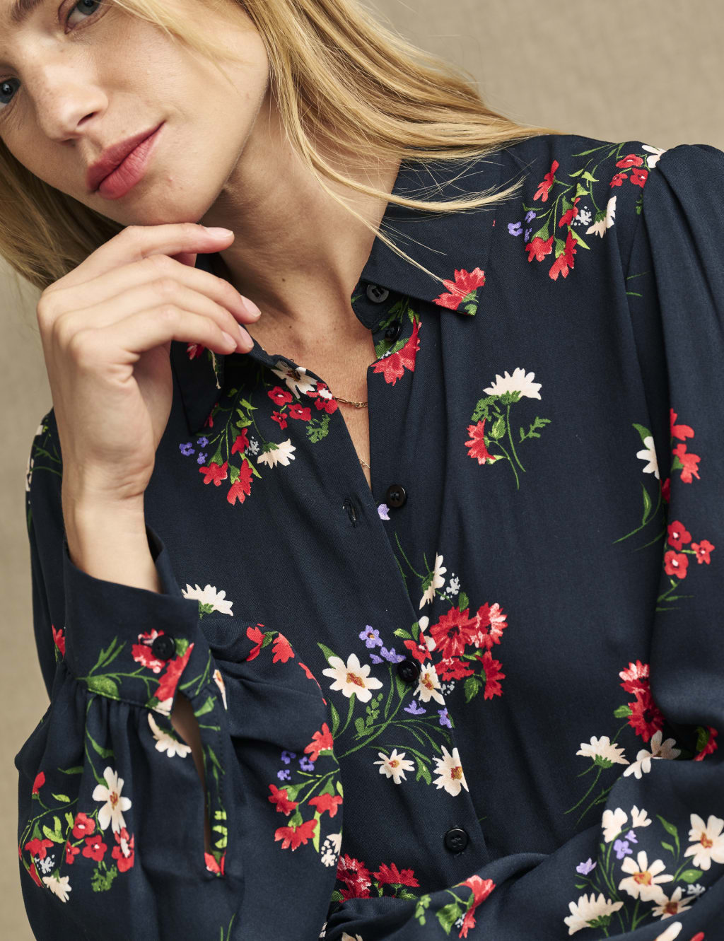 Floral Collared Blouson Sleeve Shirt image 3