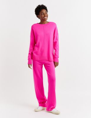 Fuchsia Wool-Cashmere Relaxed Rollneck Sweater – Chinti & Parker UK